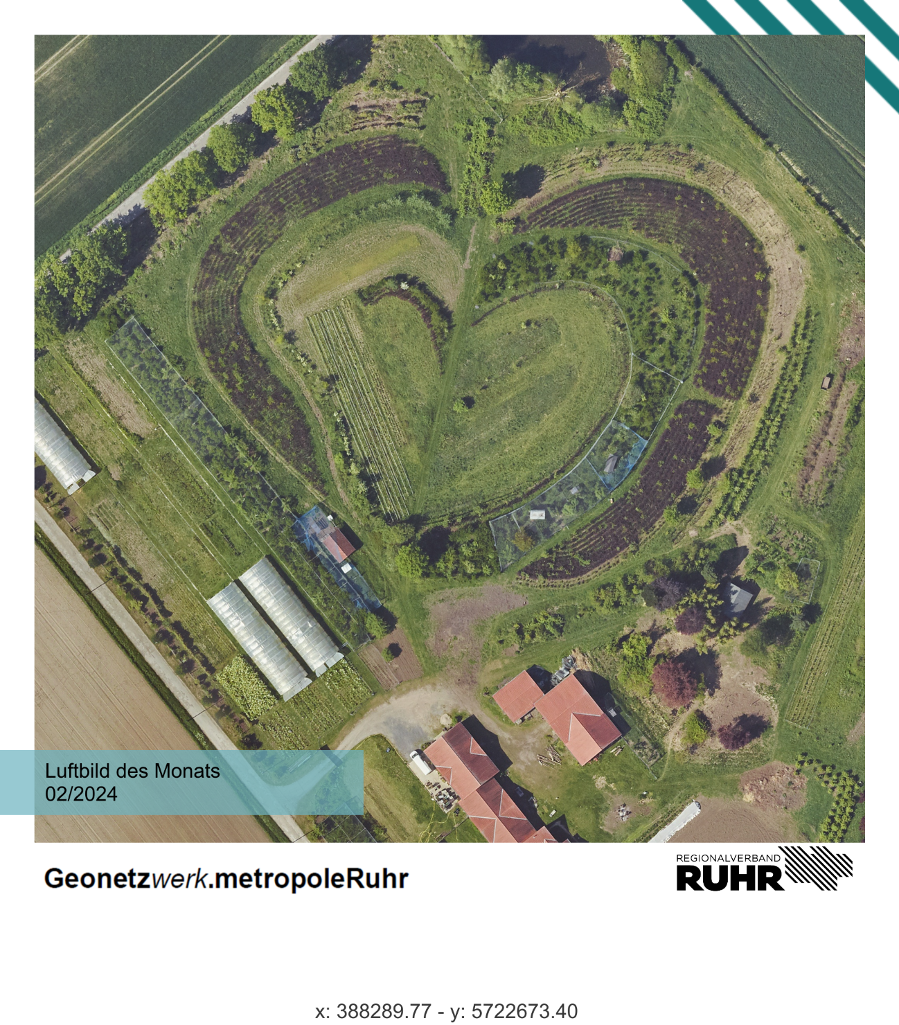 Luftbild des Monats Februar 2024. Herzförmig angelegter Gartenbau.